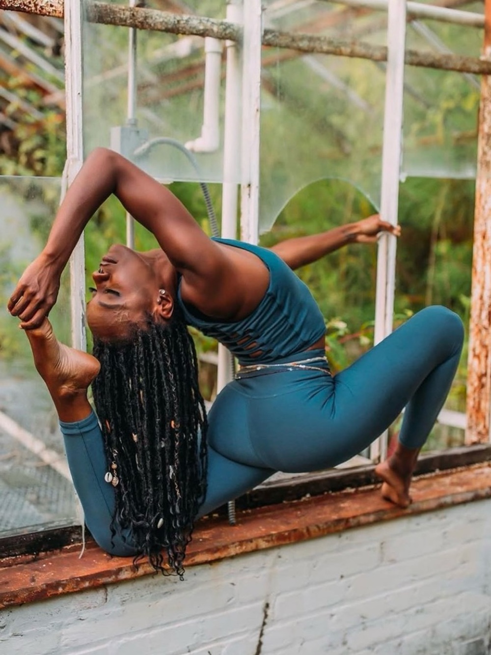 ALO Yoga Airlift Set Teal Jade size Small